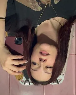 Meghinka Thumbnail Picture