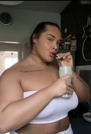 Melina Bodybuilder Thumbnail Picture