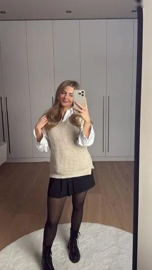 Melina Msxou Thumbnail Picture