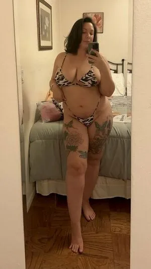 Meliss Anne2 Thumbnail Picture