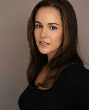 Melissa Fumero Thumbnail Picture