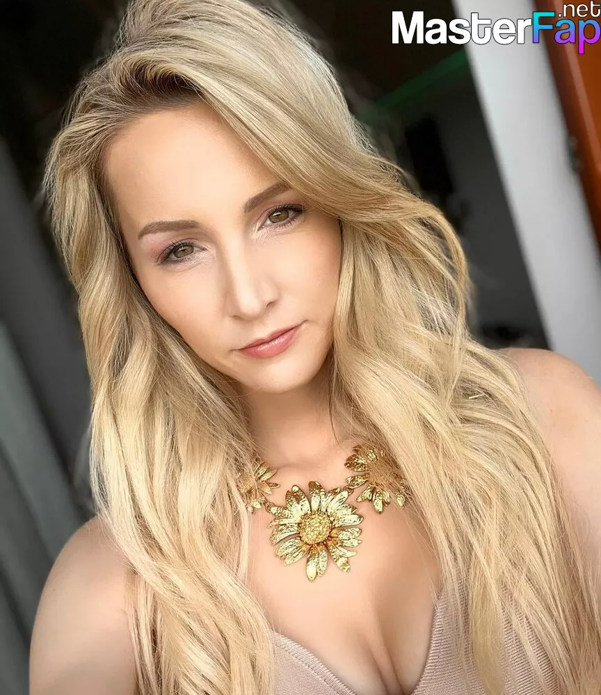 Melissa Naschenweng Nude OnlyFans Leak Picture cvNrs31NFq | MasterFap.net