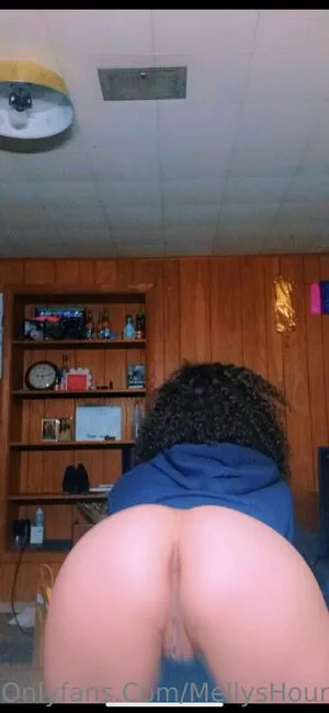 Mellyshours Thumbnail Picture