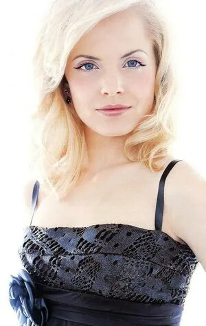 Mena Suvari OnlyFans Leaked Free Thumbnail Picture - #WYool3WBTC
