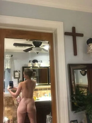 Meredith Coren Phillips OnlyFans Leaked Free Thumbnail Picture - #931x89og4D