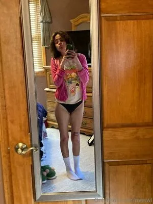 Meswl OnlyFans Leaked Free Thumbnail Picture - #22crJ22pdA