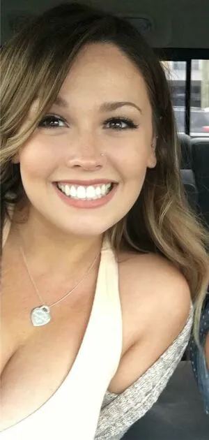 Mia Flippo Thumbnail Picture