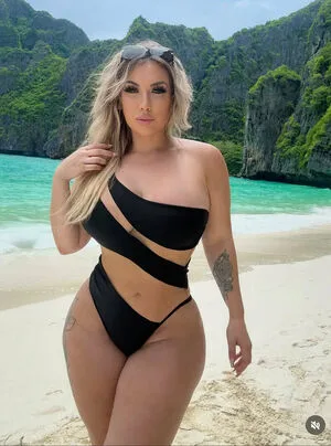 Mia James OnlyFans Leaked Free Thumbnail Picture - #miInV7PE2H