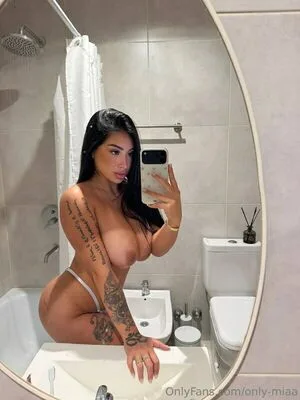Mia Keller OnlyFans Leaked Free Thumbnail Picture - #bSdTdN62YI