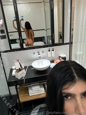 Mia Khalifa OnlyFans Leaked Free Thumbnail Picture - #UKa2ugP9Bi