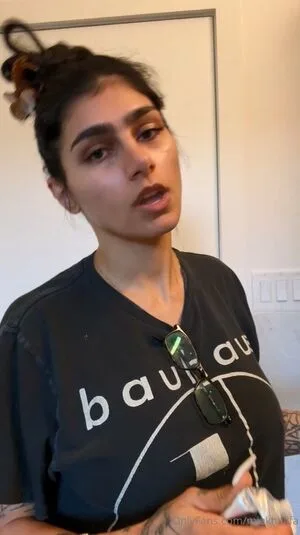 Mia Khalifa OnlyFans Leaked Free Thumbnail Picture - #dChMo28KkW