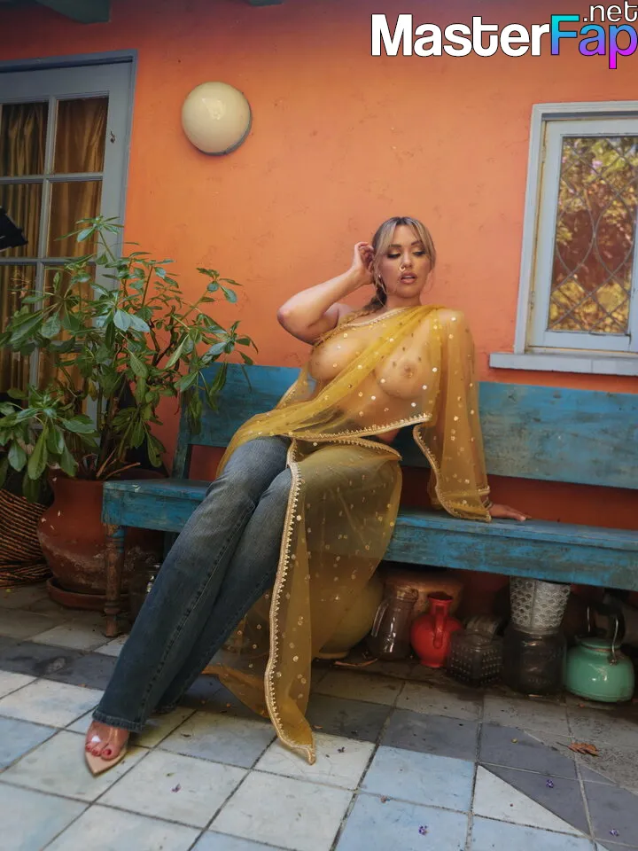 Mia Malkova 25 OnlyFans Leak Picture - #L9JzaVAppO.