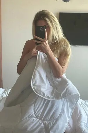 Mia Sophie Neuland Thumbnail Picture