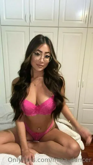 Miaa Dancer OnlyFans Leaked Free Thumbnail Picture - #x88LxWct9O