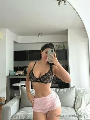 Miadesign OnlyFans Leaked Free Thumbnail Picture - #09HhCR1Yup