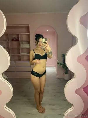 Miamaeeee OnlyFans Leaked Free Thumbnail Picture - #RgNcStf5q4