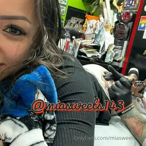 Miasweets143 Thumbnail Picture