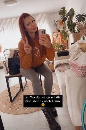 Miaxginger OnlyFans Leaked Free Thumbnail Picture - #ZMuciCOBYC