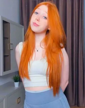 Michelle Redhair Thumbnail Picture
