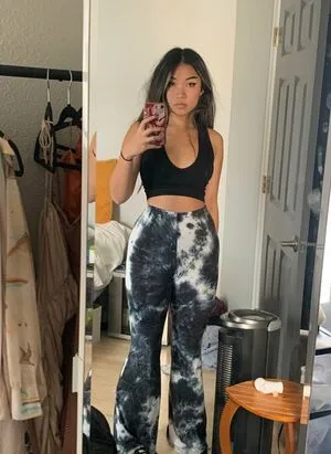 Michellejzhou Thumbnail Picture