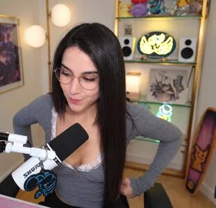 Midna OnlyFans Leaked Free Thumbnail Picture - #q8CgRYb751