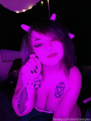 Midnamoth OnlyFans Leaked Free Thumbnail Picture - #Eyr13T3eek
