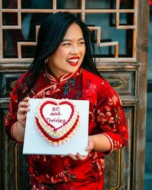 Midsizeasianqueen OnlyFans Leaked Free Thumbnail Picture - #RE5JKiZprl