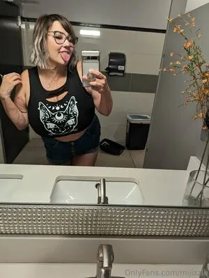 Mijizzle OnlyFans Leaked Free Thumbnail Picture - #LHGmbn7St6