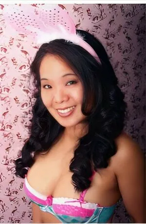 Miki Ariyama Thumbnail Picture