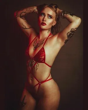 Mila Orriols Thumbnail Picture