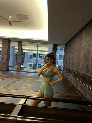 Milana Adamian Thumbnail Picture