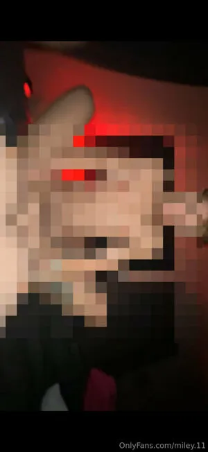 Miley Thumbnail Picture