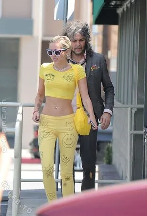 Miley Cyrus OnlyFans Leaked Free Thumbnail Picture - #0UGFVs9tFv