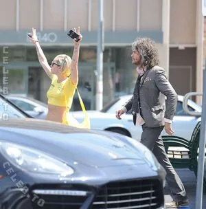 Miley Cyrus OnlyFans Leaked Free Thumbnail Picture - #6FN8C6d3c3