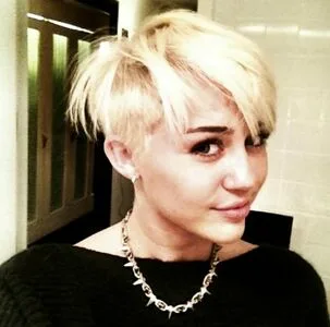 Miley Cyrus OnlyFans Leaked Free Thumbnail Picture - #BKSEC9ZPsT