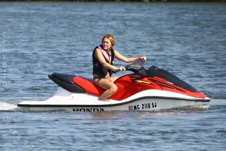 Miley Cyrus OnlyFans Leaked Free Thumbnail Picture - #SPZDnbT2Re