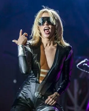Miley Cyrus OnlyFans Leaked Free Thumbnail Picture - #WoJFmF9VTj