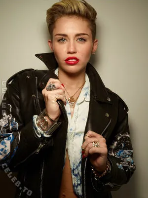 Miley Cyrus OnlyFans Leaked Free Thumbnail Picture - #XLf9C0o91c