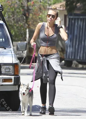 Miley Cyrus OnlyFans Leaked Free Thumbnail Picture - #XyVEmL3fE8