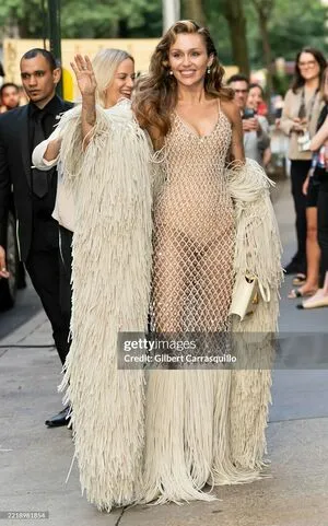 Miley Cyrus OnlyFans Leaked Free Thumbnail Picture - #ZbZfXt9ESe
