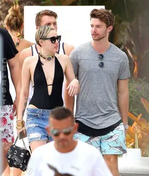Miley Cyrus OnlyFans Leaked Free Thumbnail Picture - #aSA3TNl6RI
