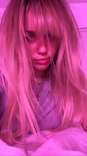 Miley Cyrus OnlyFans Leaked Free Thumbnail Picture - #pAngUIOOnZ