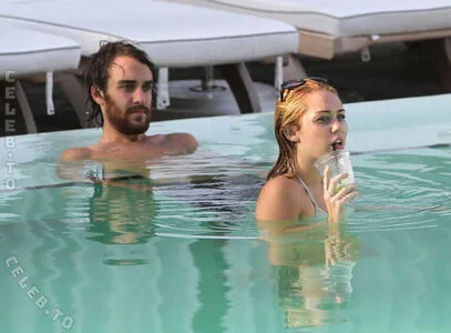 Miley Cyrus OnlyFans Leaked Free Thumbnail Picture - #xoD1CqAtTd