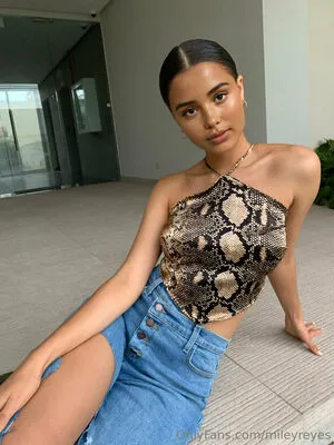 Mileyreyes OnlyFans Leaked Free Thumbnail Picture - #EDKyr3L108
