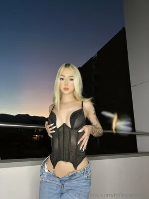 Mileywhite OnlyFans Leaked Free Thumbnail Picture - #FbVm4Jos2A