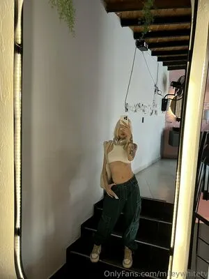 Mileywhite OnlyFans Leaked Free Thumbnail Picture - #OiL055neH6