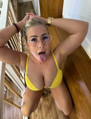 Milfkamonca OnlyFans Leaked Free Thumbnail Picture - #ZaXutMP2fT