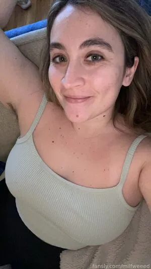 milfweeed OnlyFans Leaked Free Thumbnail Picture - #8bU2emTgSS