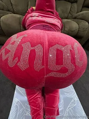 Milkteamayalee OnlyFans Leaked Free Thumbnail Picture - #4nfGD7NHAK