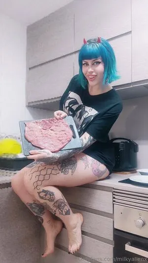 Milkyalien OnlyFans Leaked Free Thumbnail Picture - #fuY4lFMyXS